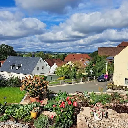Juliane's Panorama-domizil In Nemmersdorf Appartement Goldkronach
